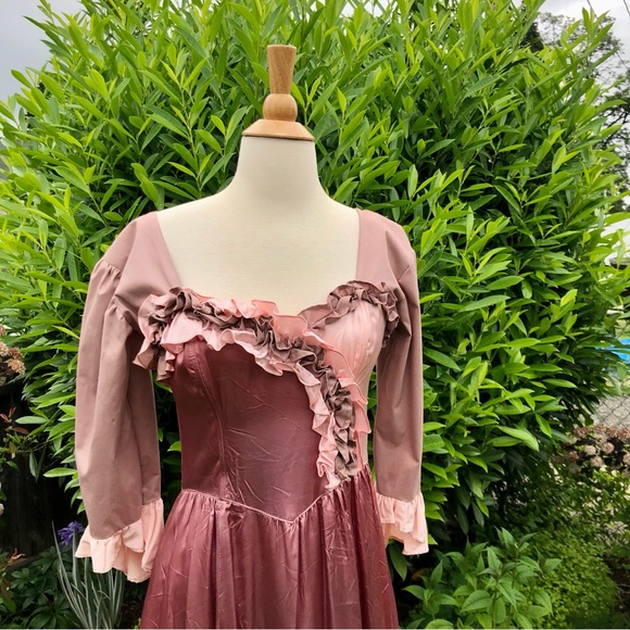 Gunne Sax 1970s vintage dress - Picture 3 of 10